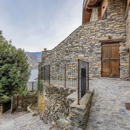 Oakwood - With Breathtaking Views