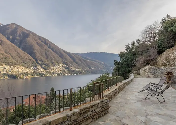 Oakwood - With Breathtaking Views Laglio